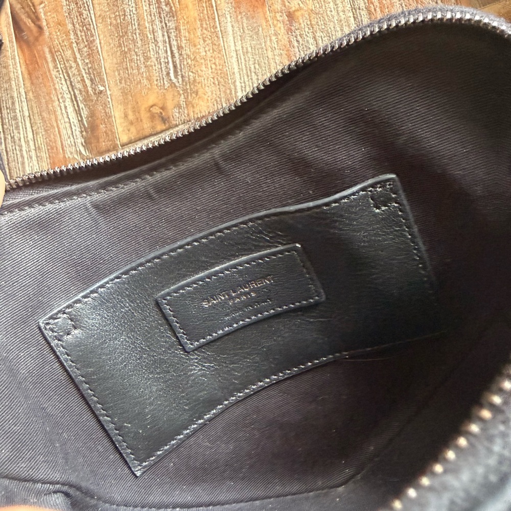 AUTHENTIC YSL Unique and Rare Saint Laurent Black Heart Crossbody - Picture 8 of 11